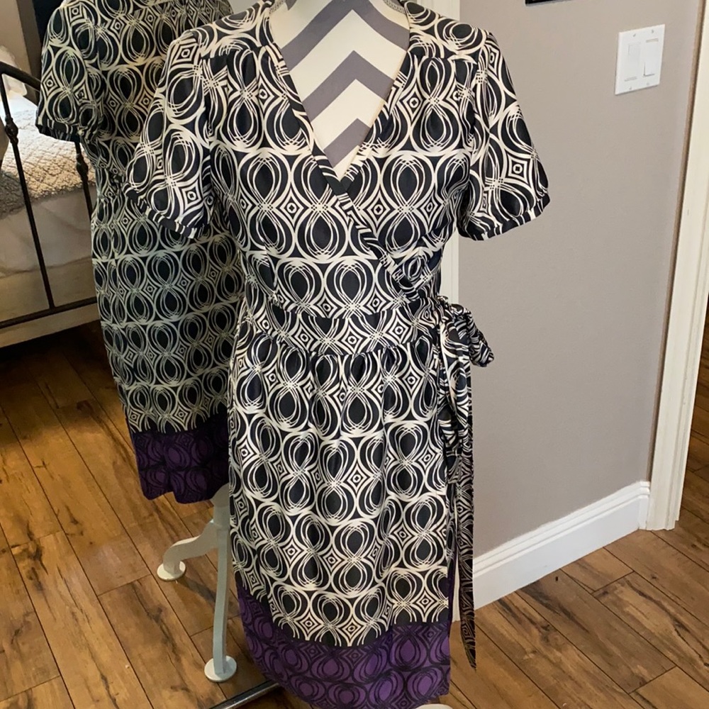 Banana Republic wrap dress with slip. Size 8